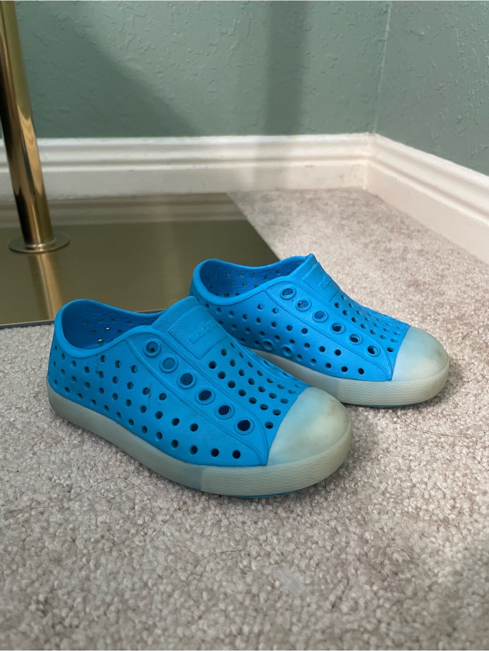 Native Jefferson Sugarlite Glow in the Dark Shoes Little Kids Child 6 C6 Blue
